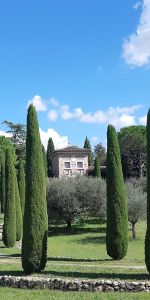 La torre del castello nella zona nord di Parco Paradiso a Orgiano (VI)